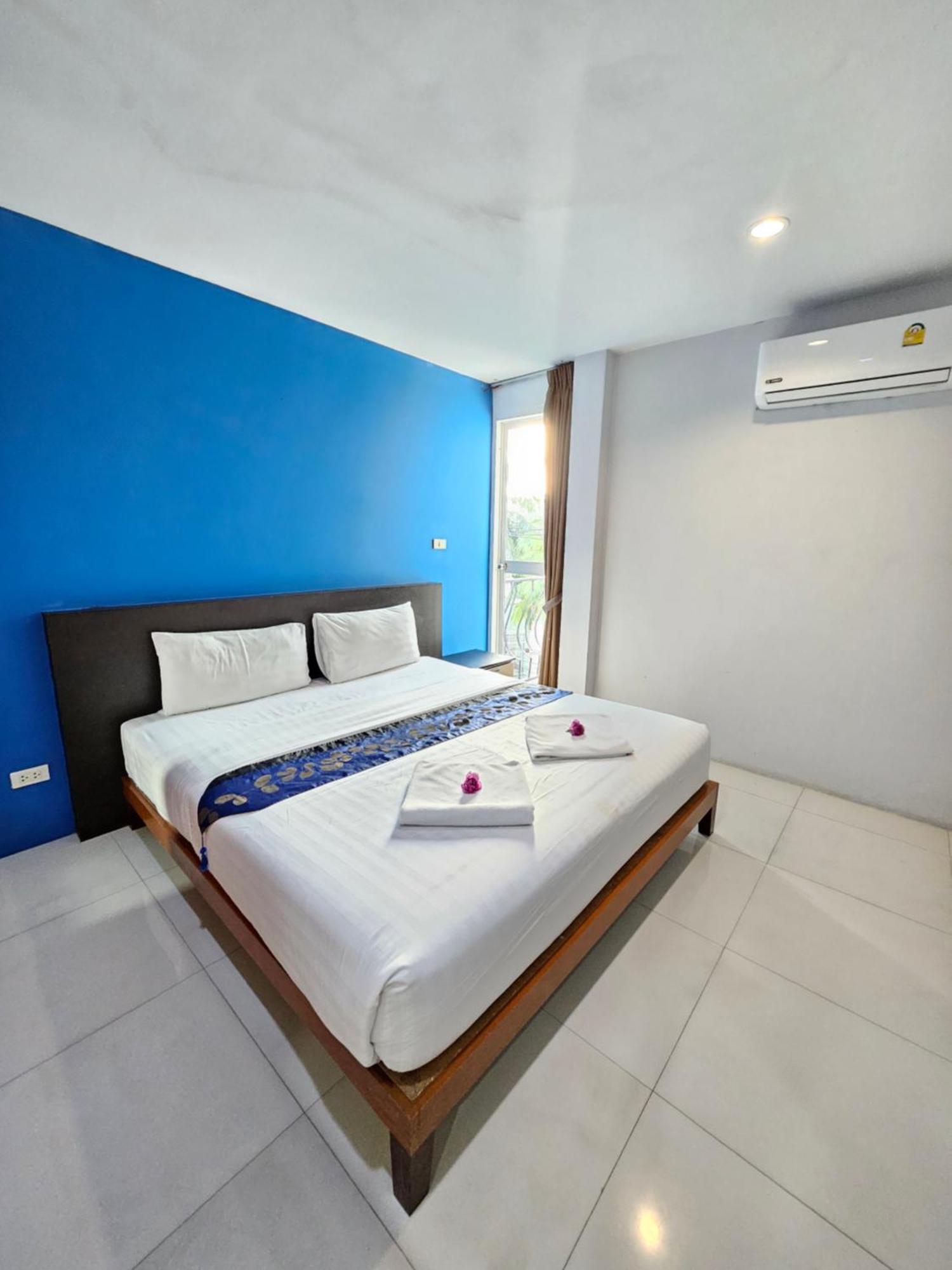 La Xenia Hotel Kata Beach Exterior foto